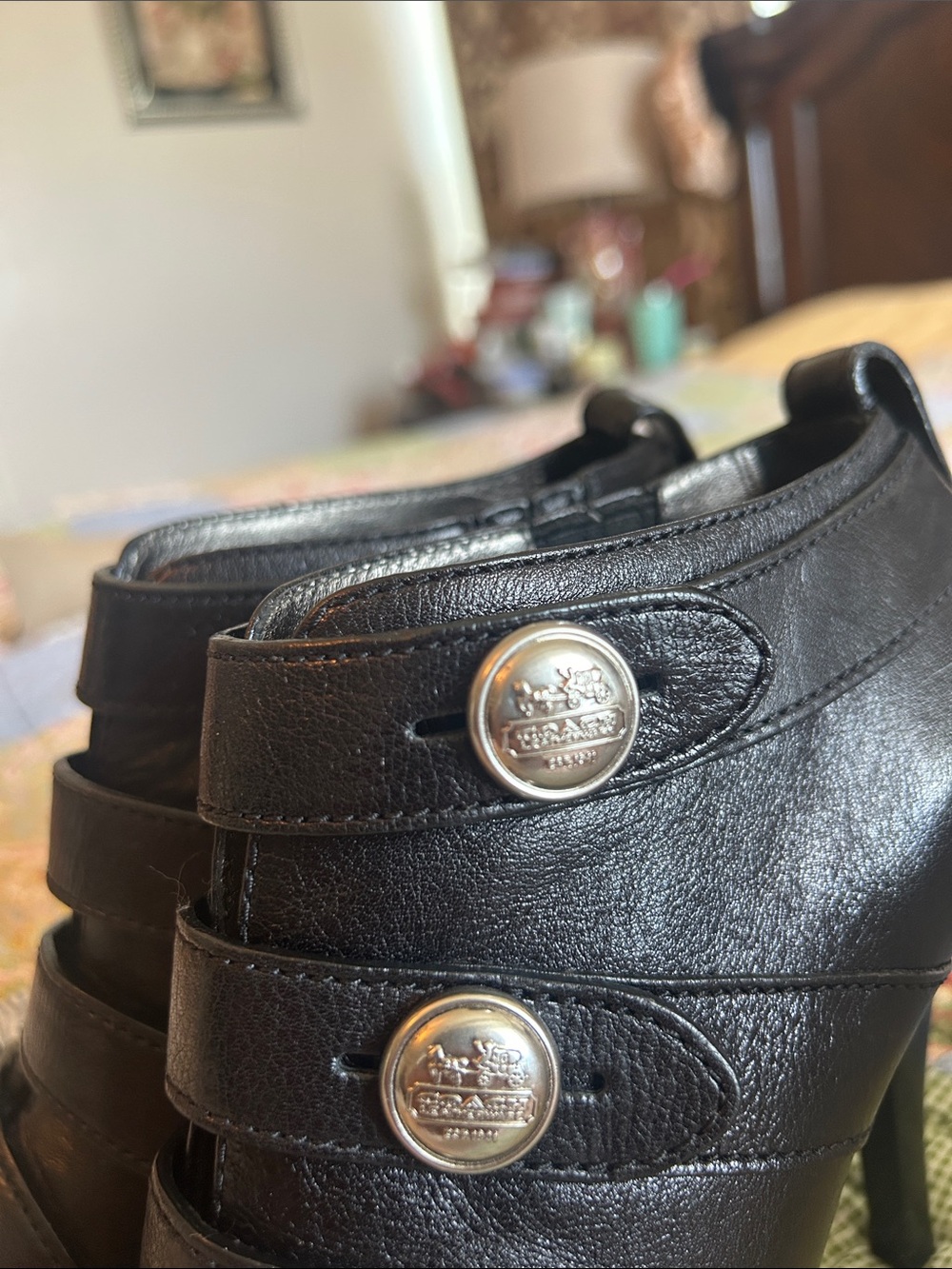 Vintage Coach Pauline Brandie ankle boot

New in box - Picture 8 of 8
